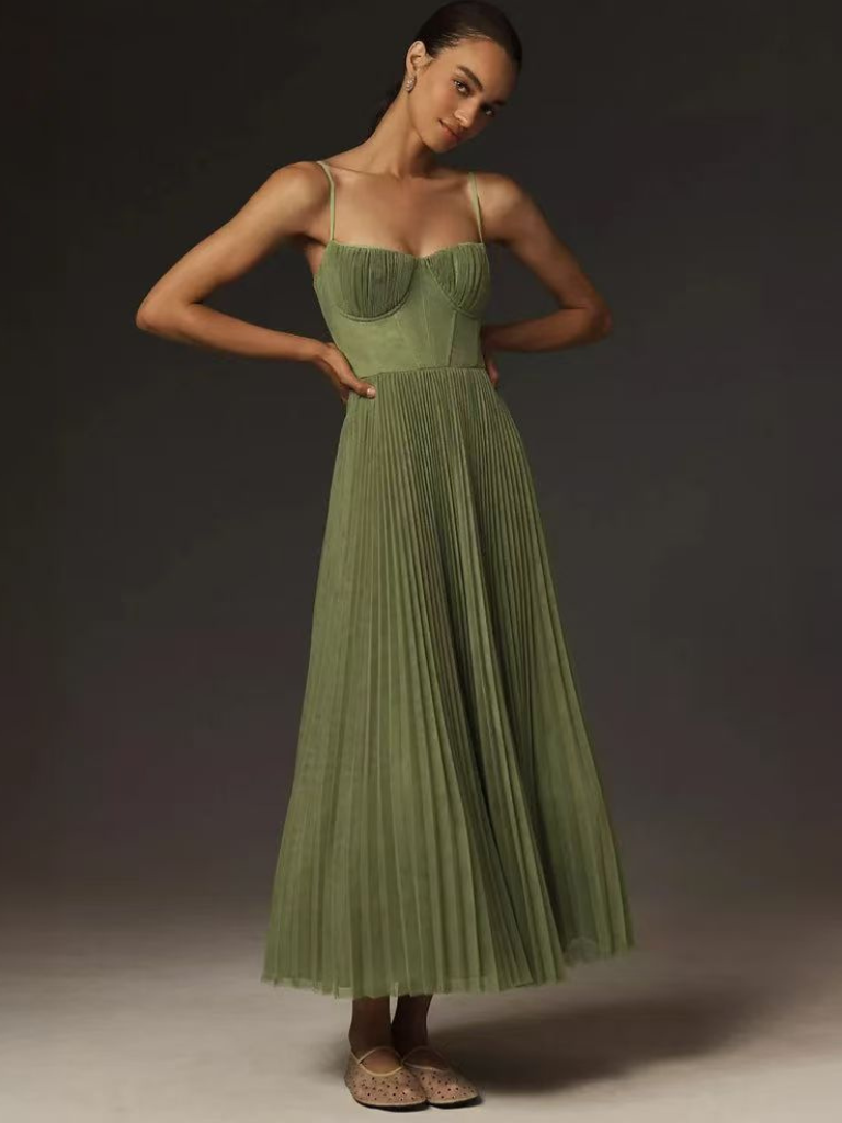 Zoe - Elegant Open-Back Sleeveless Evening Dress