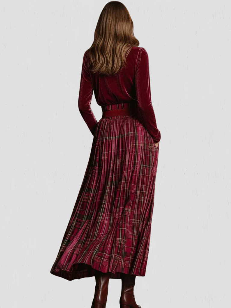 Evelyne - Classic Plaid Dress