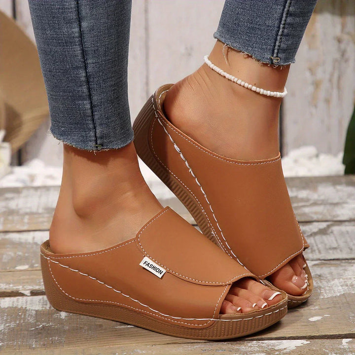 Ella | Slip-On Sandals